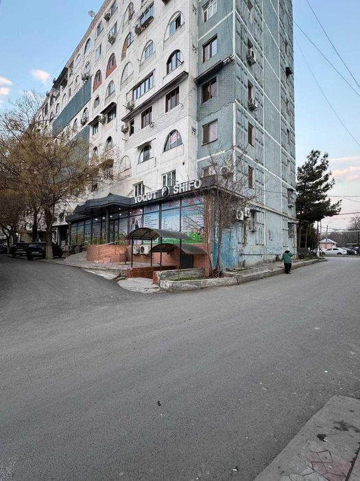 Продается Нежилой помещения  Ахмад Дониш 
1- Линия вдоль дороги 300м2