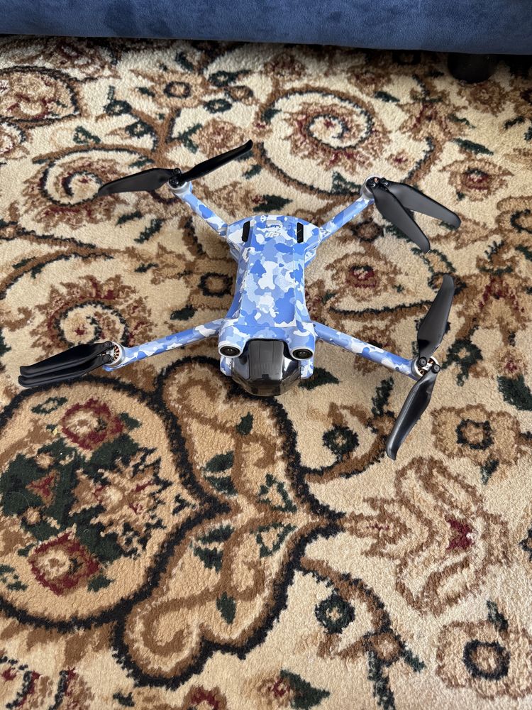 Продаю дрон DJI mini 3 Pro