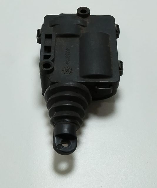 Actuator motoras deschidere haion GM 13118786 Opel Astra G
