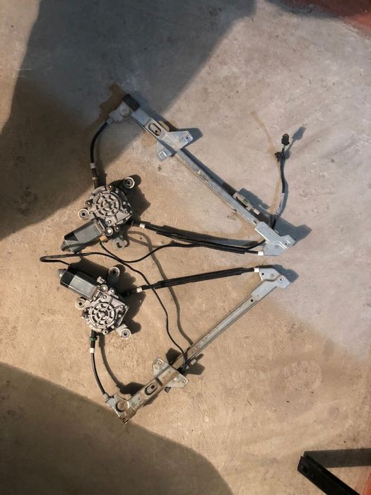 Ауди 100 А6 С4 кузов.Стеклоподъемник. Оригинал.