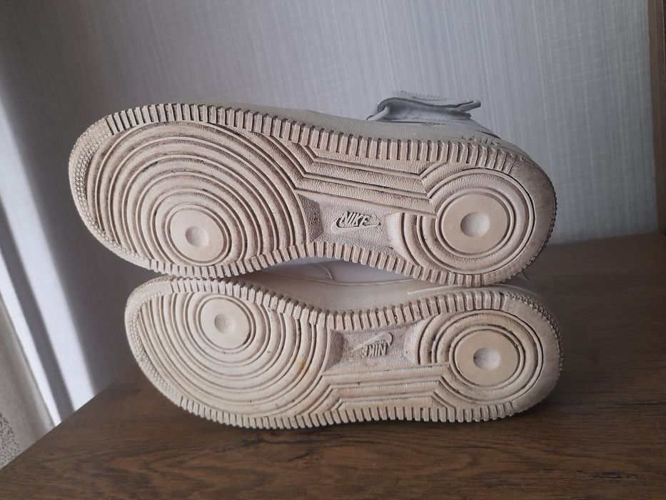 Nike Air force 1 кецове 39 номер.