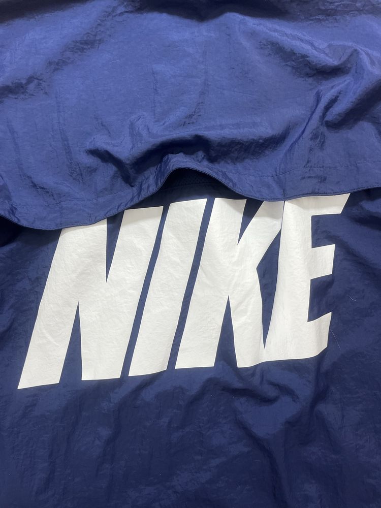 DC Shoes,Nike преходни якета размер M-L