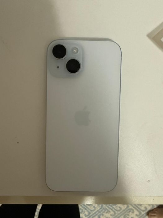Айфон 15 128гб акб 87%