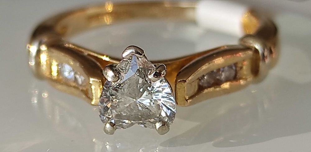 Inel 18k si platina logodna cu diamante 0.85ct