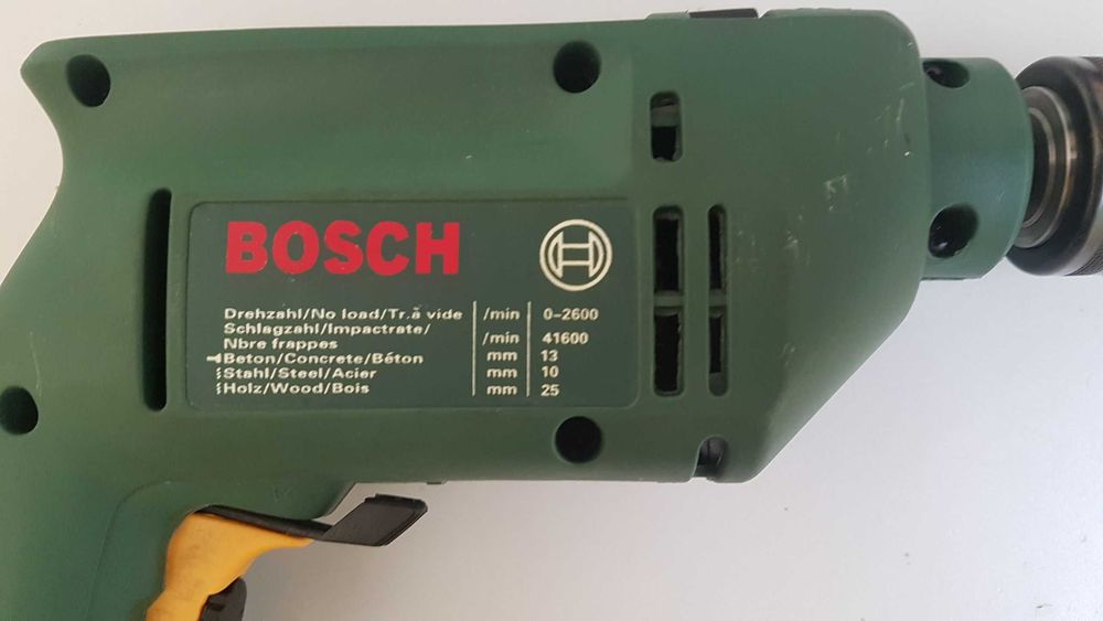 Бормашина Bosch PSB 750 RE за ремонт.