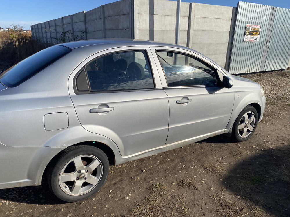 Vand aripa stanga si dreapta Chevrolet Aveo 2004 -2011