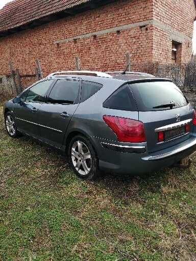 Vind Peugeot 407 SW cu motor defect.