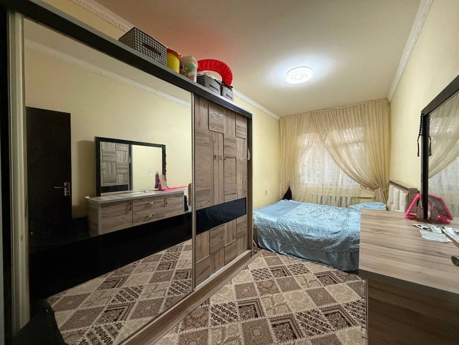 Юнусабод 15.кв 3/2/4 Срочно квартира Сотилади метролиня