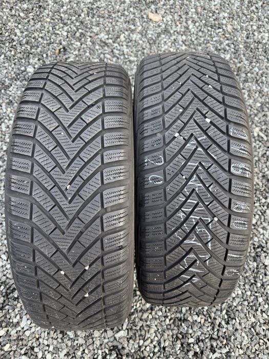 Set 2 anvelope 215 60 r16 Vredestein de iarna