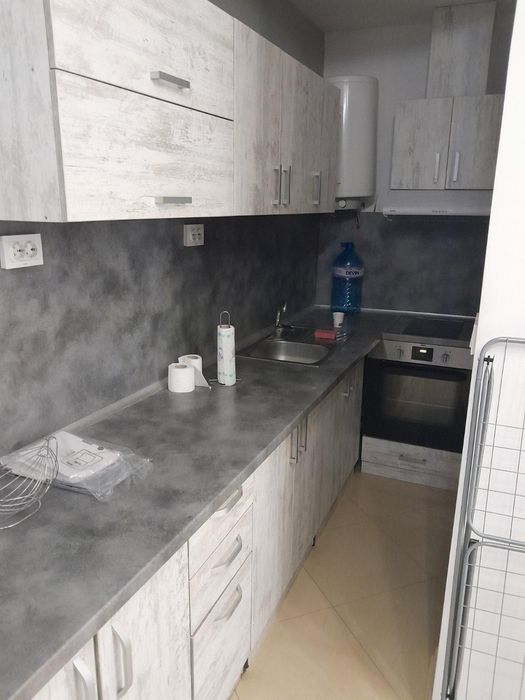 Дава се под наем Едностаен апартамент в Пловдив, Остромила - 55 кв.м за 225 € - Снимка #1