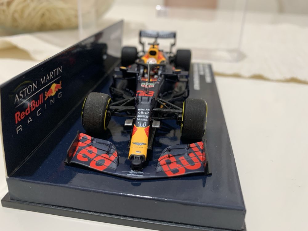 Red bull rb16 2020 abu dhabi winner Max Verstappen f1 minichamps 1:43