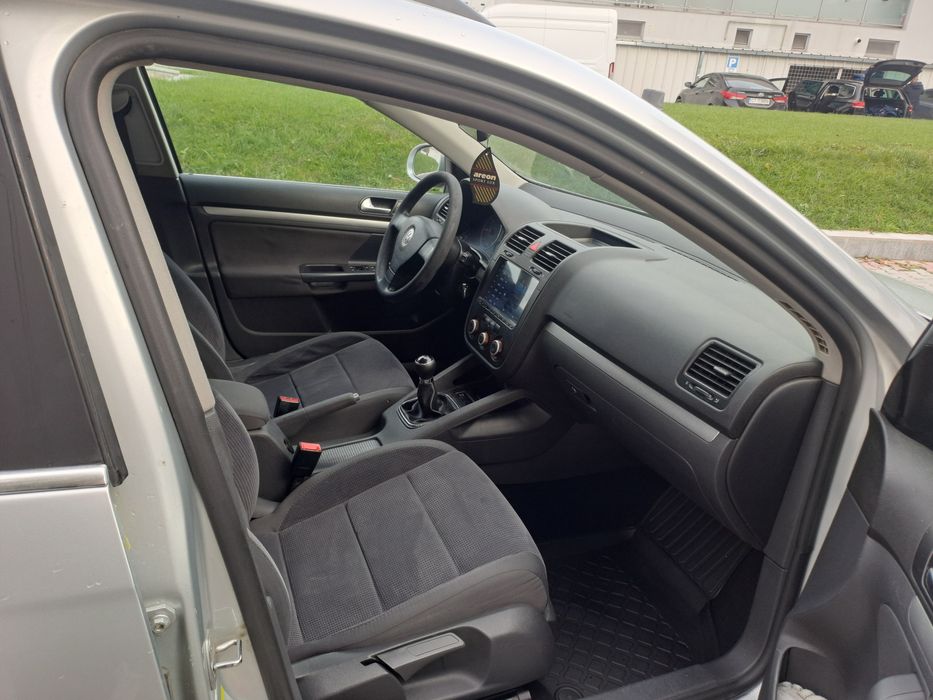 Vw golf 5 fab 2009 Motorizare 1.9tdi fara defecte