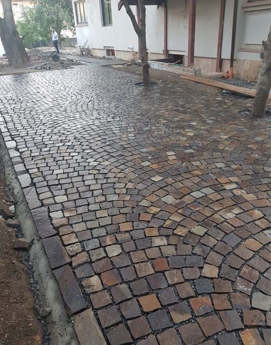 Piatra cubica andezit oriunde in tara + montat