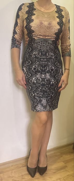 Рокля къса различни цветове