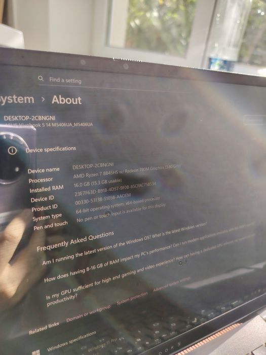 Asus Vivobook S14 AMD Ryzen 7