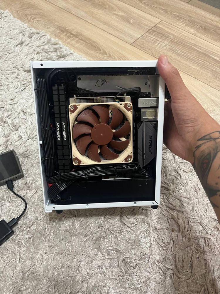 Продам mini itx sff корпус