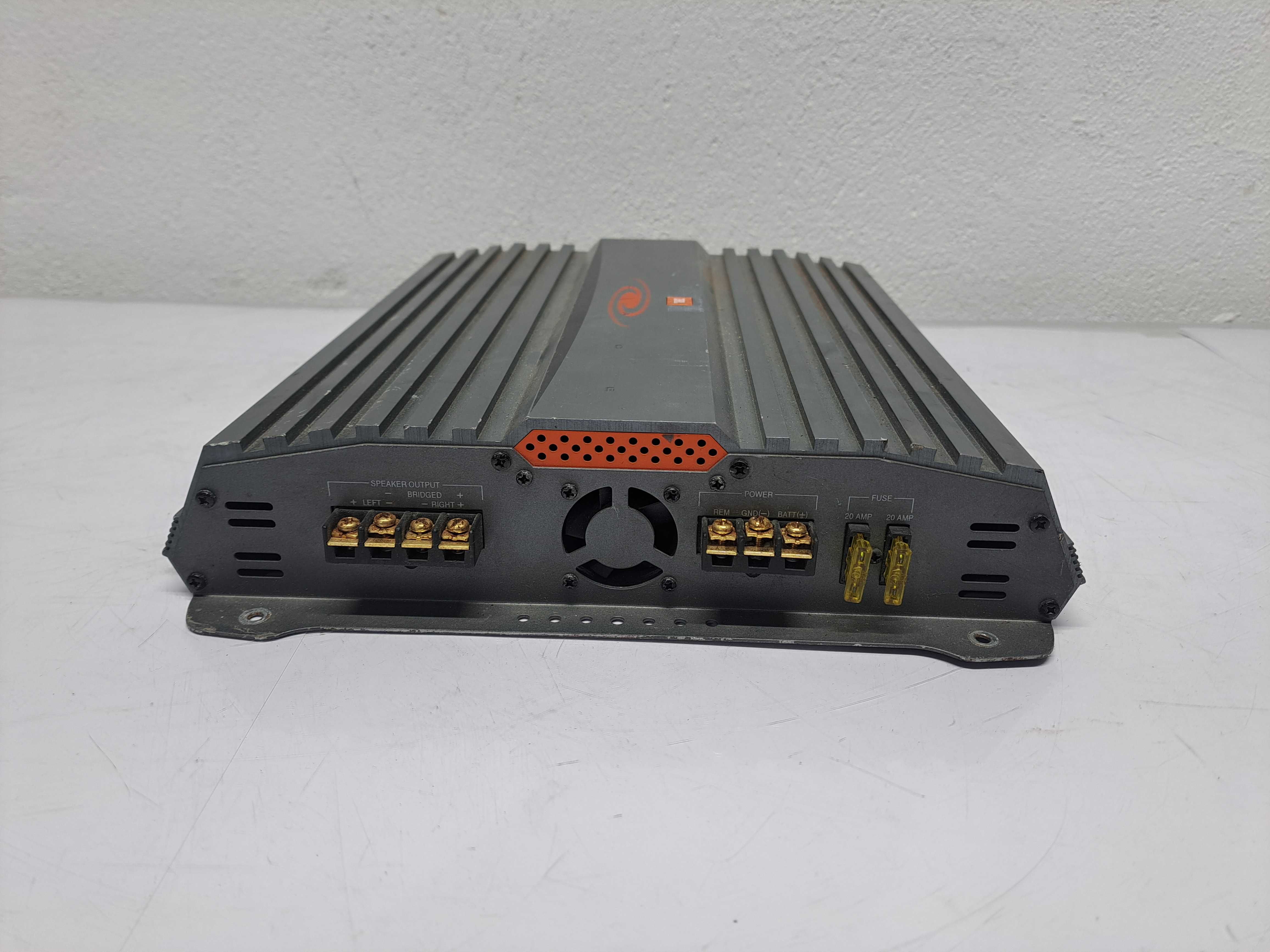 Усилвател за кола - JBL DA1002