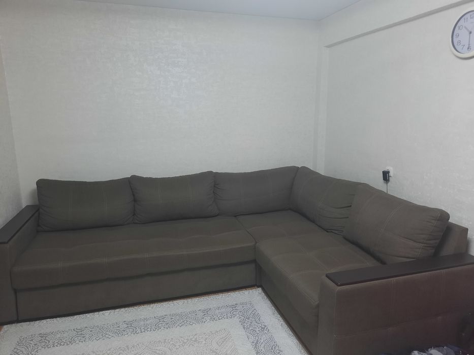 Продам диван в отличном состоянии