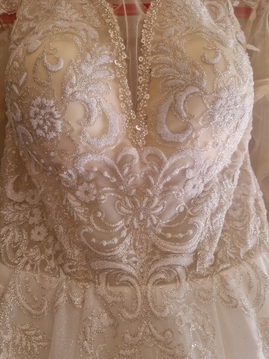 Vând rochie de mireasa noua