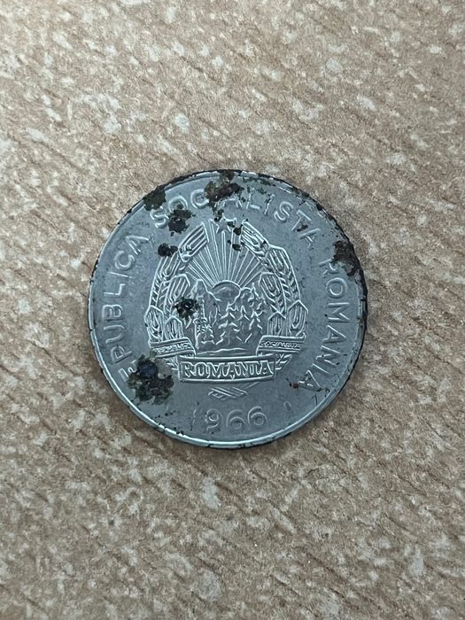 Vând monedă 25 banii din anul 1966