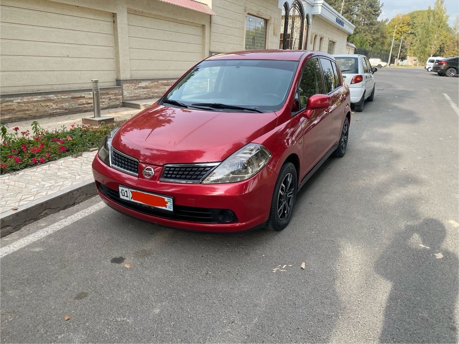 Продается Nissan tiida