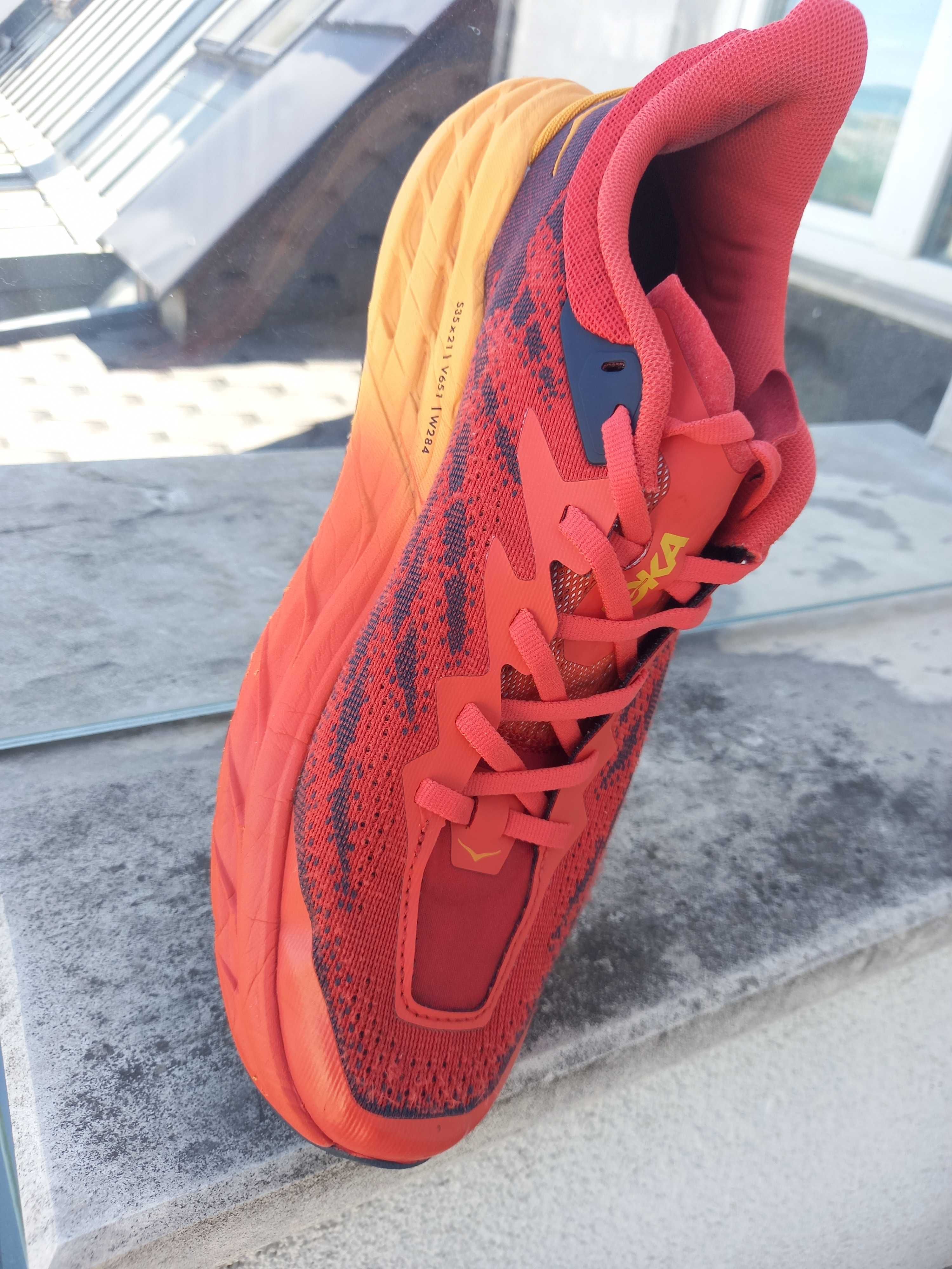 Hoka Speedgoat 5