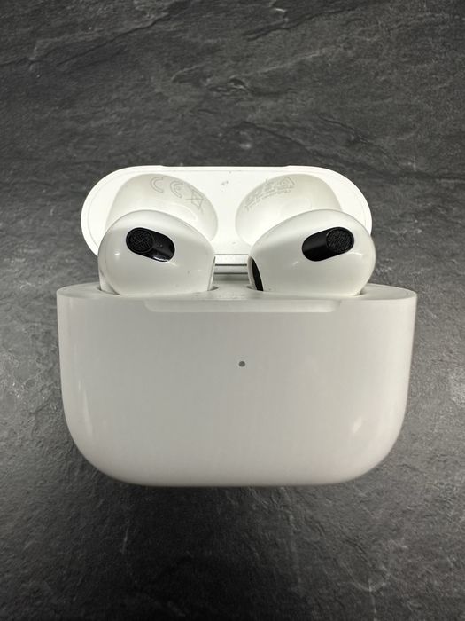 Оригинални Apple Airpods Gen 3