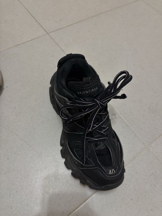 Balenciaga track