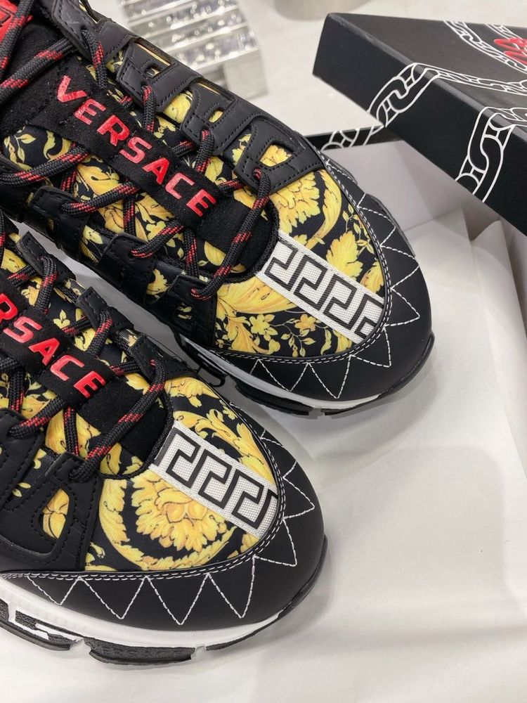 Versace Trigreca