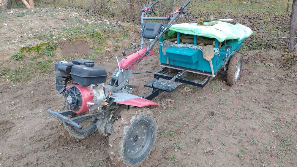 Tocator Crengi HECHT 16 CP si Motocultor WEIMA 16 CP