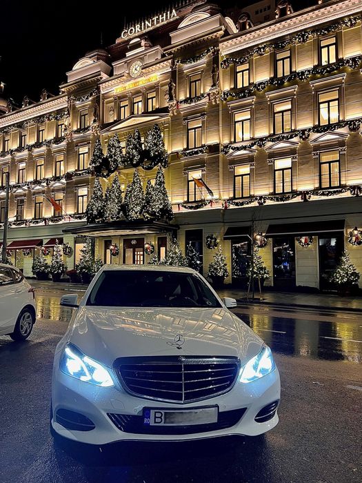 Mercedes E300 3.0 Diesel / 231 CP / Full LED / Istoric complet