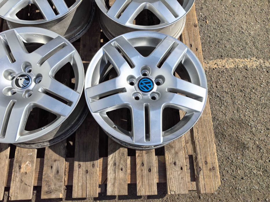 15 цола 5 х 100 мм Фолксваген / Шкода / Сеат / АУДИ - 6 Инча / ЕТ 38