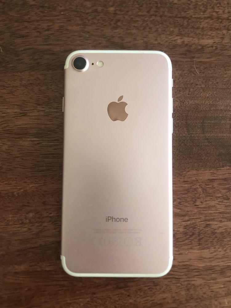 Iphone 7 Rose gold Без забележки