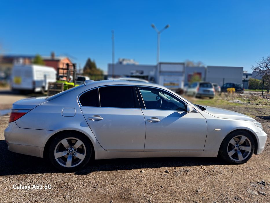 Антиблокираща система
Въздушни възглавници - Задни
Въздушни възглавниц