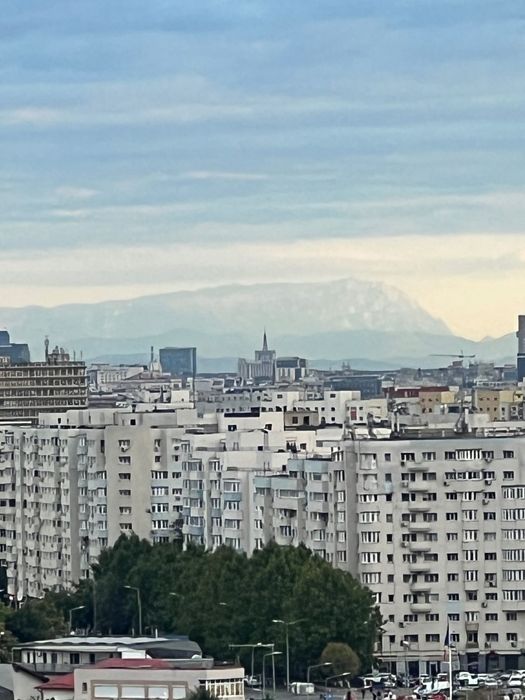 3 camere 2 bai sector 4 metrou Dimitrie Leonida 200metri Proprietar