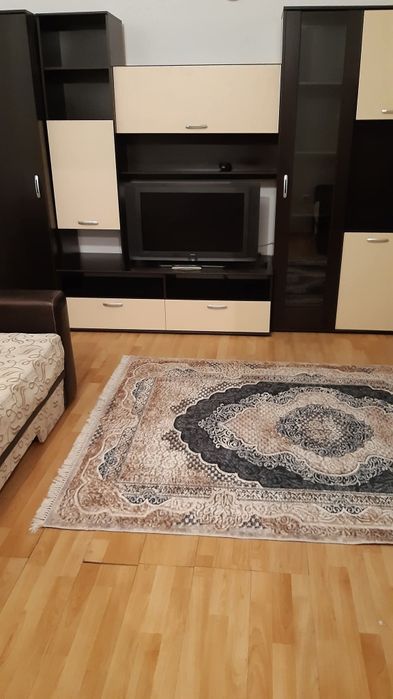 Închiriez camere