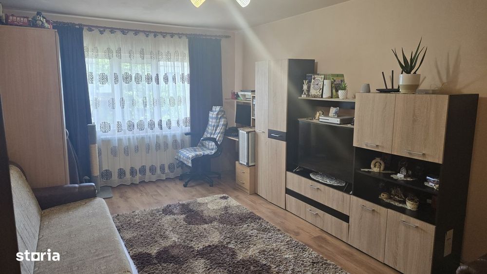 Vand apartament 2 camere decomandat, Deva, zona Liliacului, 49 mp