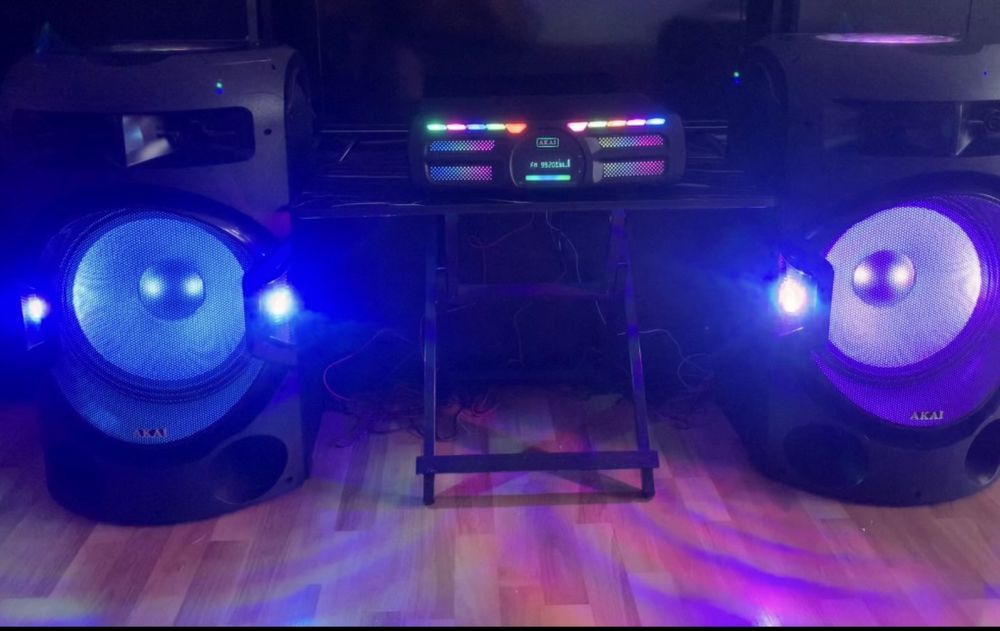 sistem audio akai