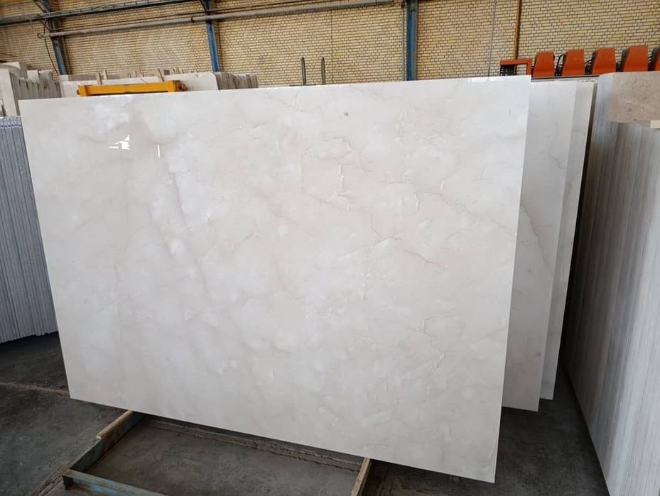 Мрамир тошлар сотилади (Иран мрамирлари).