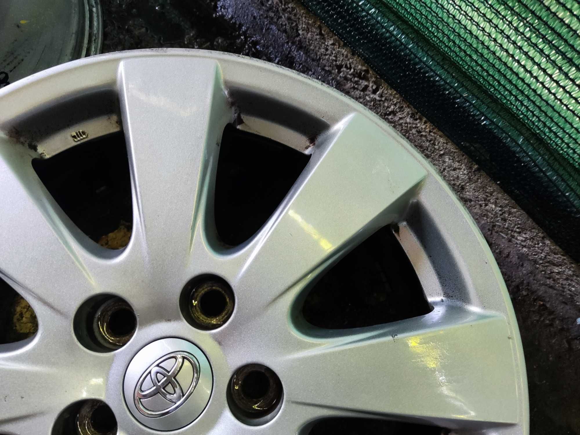 Тойота 17 цола оригинални лети джанти - 5x114,3 Toyota ET45