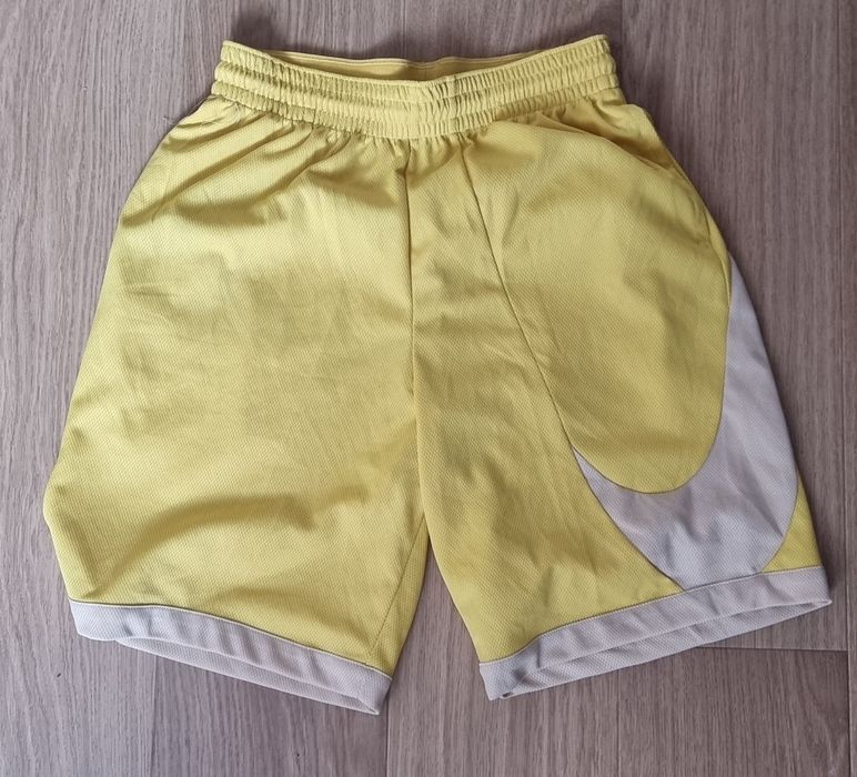 Pantaloni scurti nike