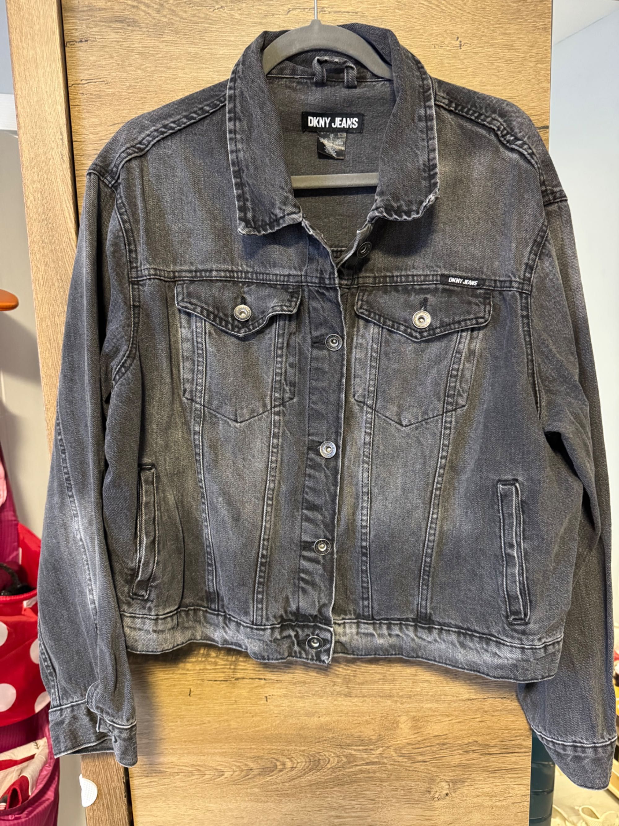 DNKY jeans яке дамско деним