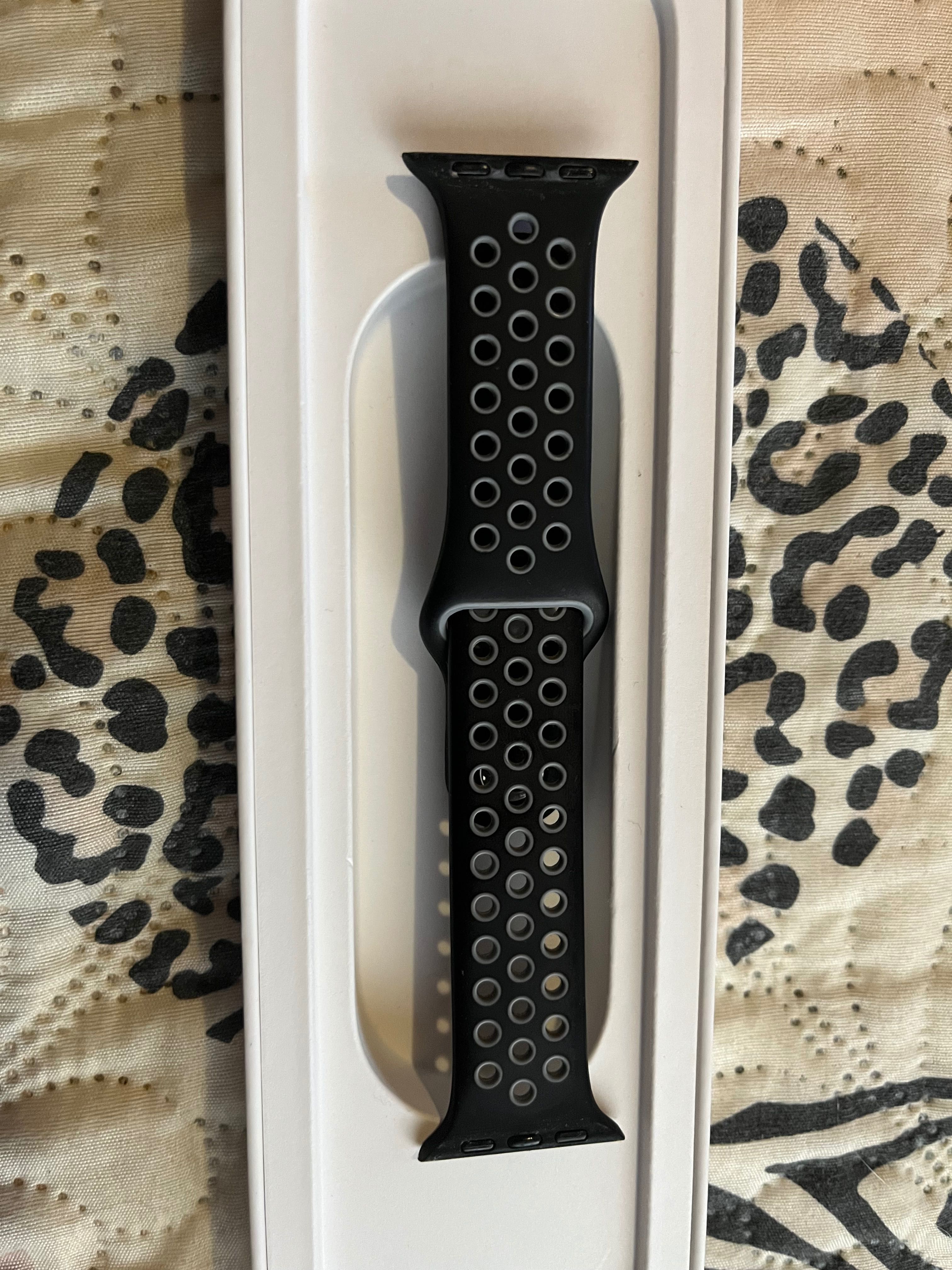 Apple Wacht Series 6 40mm Blue Alu Deep Navy Sp Band GPS