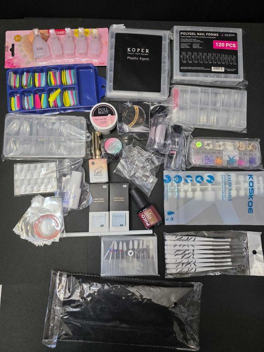 Неща за маникюр, бази, лепила, типосове, четки, декорации, горни форми