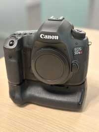Canon 5DsR + grip Canon BG-E11
