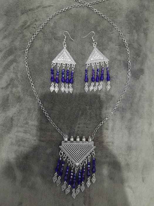 Тумор+сирга комплект. Нафис ишланган такинчок