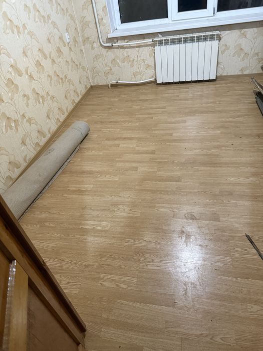 Дешево продам ламинат