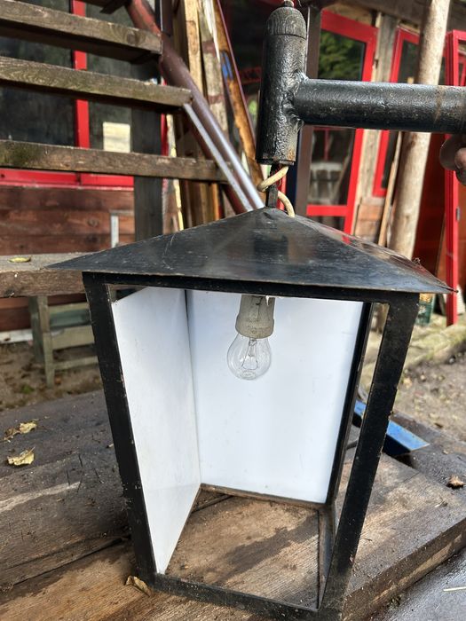 Lampadar iluminat curte - gradina