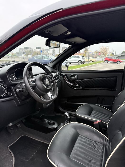 Microcar M8 2012 (masini 16 ani, B1)