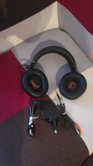Cască gaming / căști bluetooth JBL Quantum 600 cu garanție